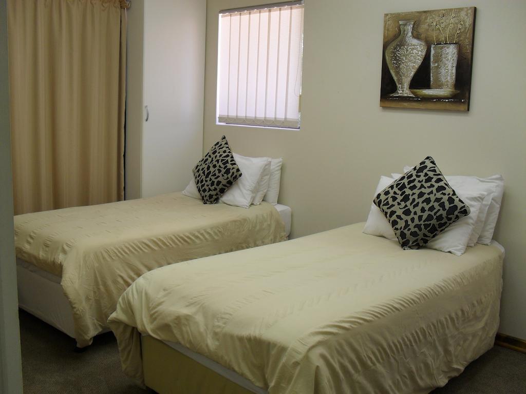8 Royal Palm B&B Umhlanga Bilik gambar