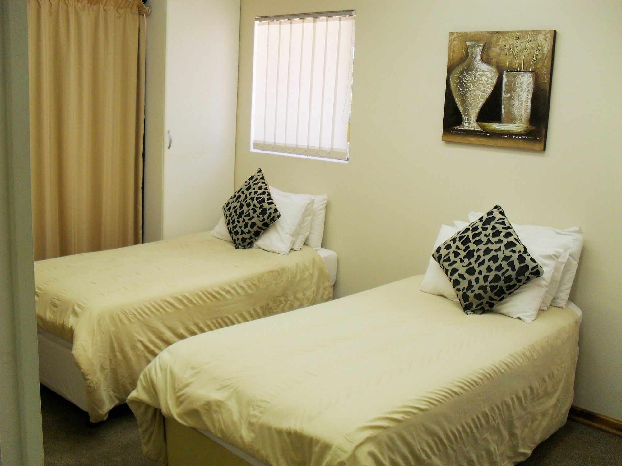 8 Royal Palm B&B Umhlanga Luaran gambar