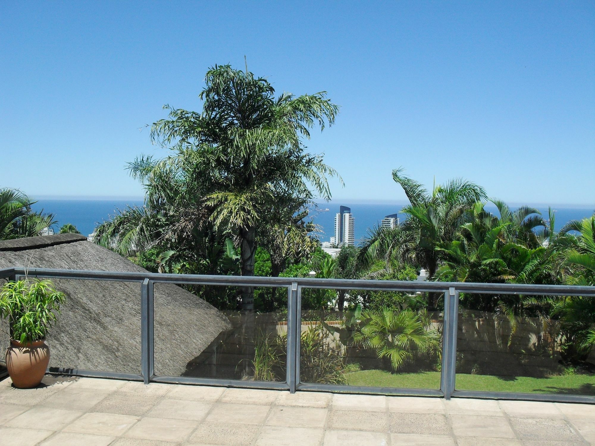 8 Royal Palm B&B Umhlanga Luaran gambar